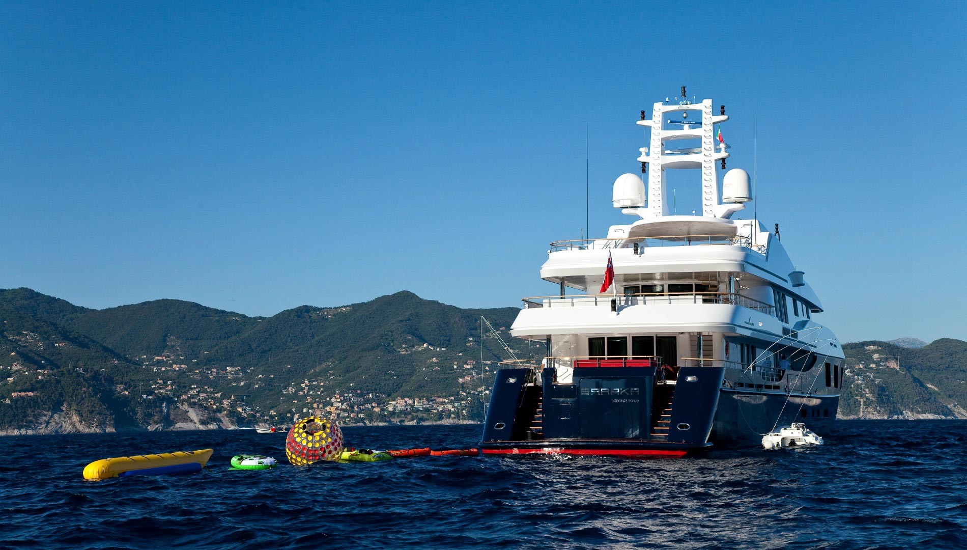 BARAKA yacht.jpg