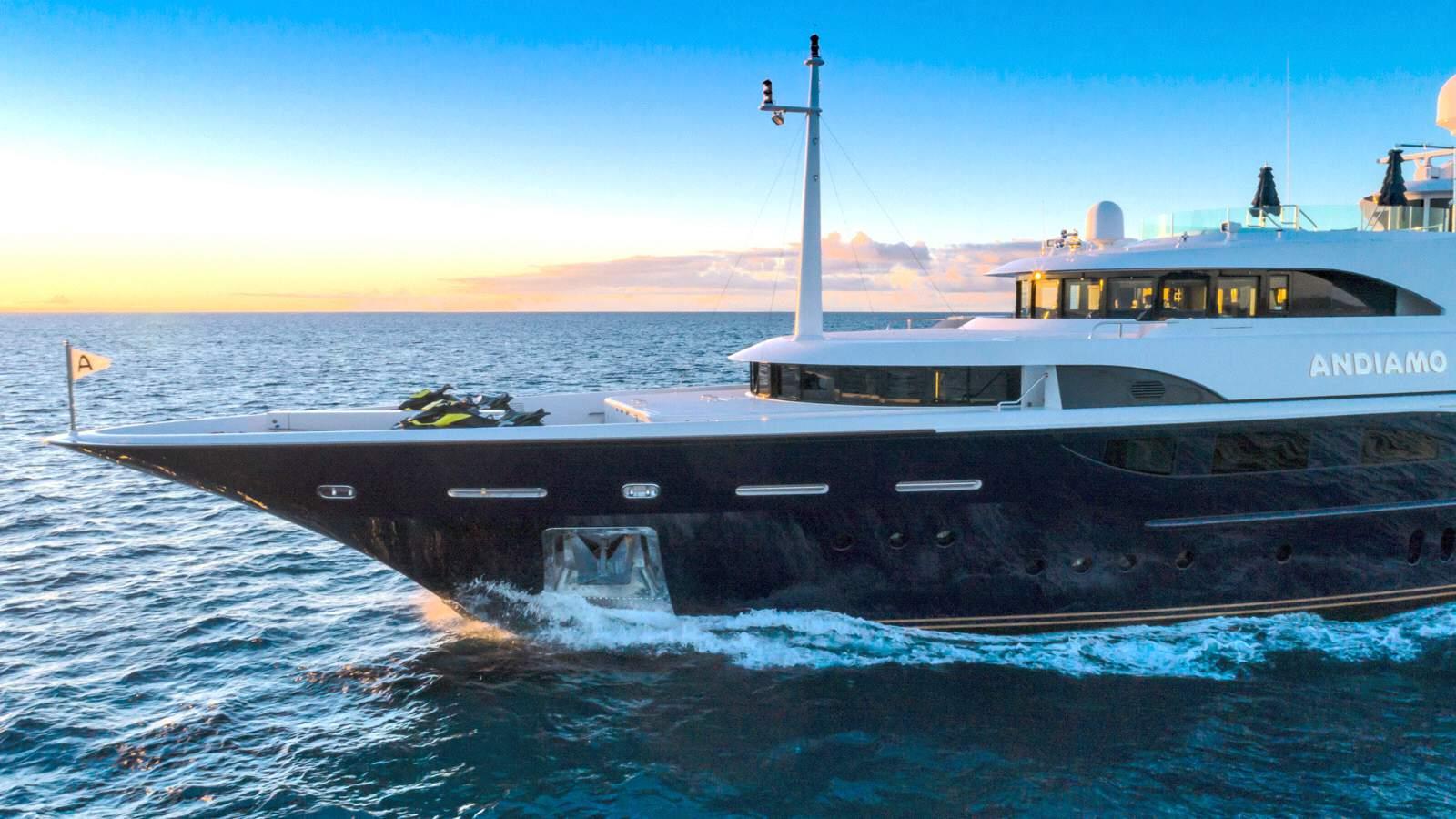 Benetti yacht ANDIAMO - Bow shot.jpg