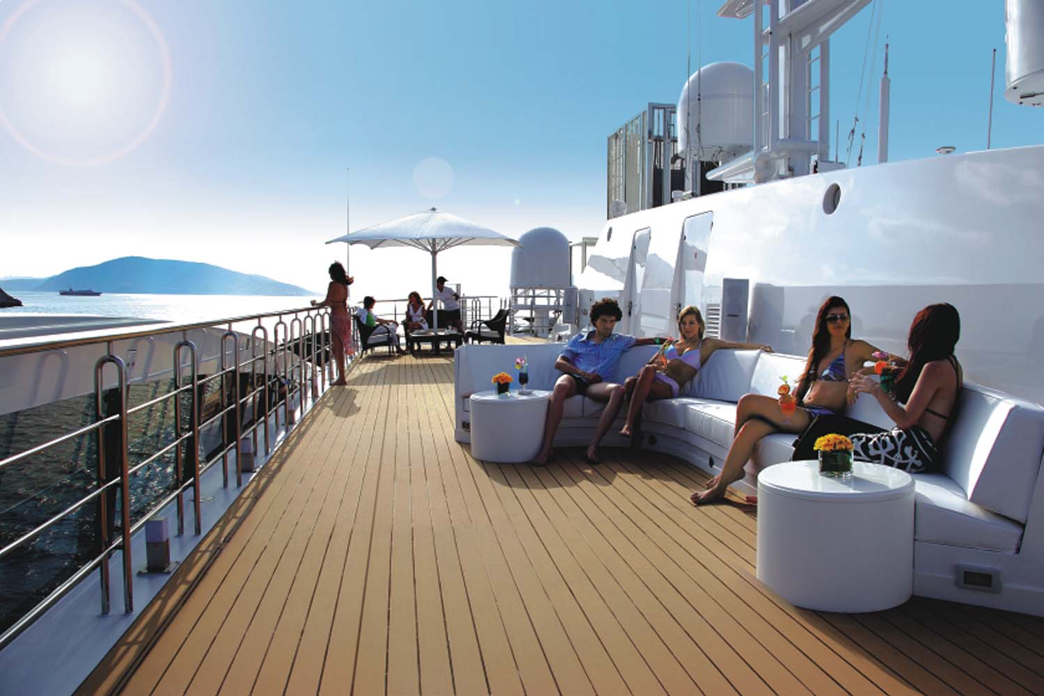 ELEGANT 007 - Sundeck.jpg