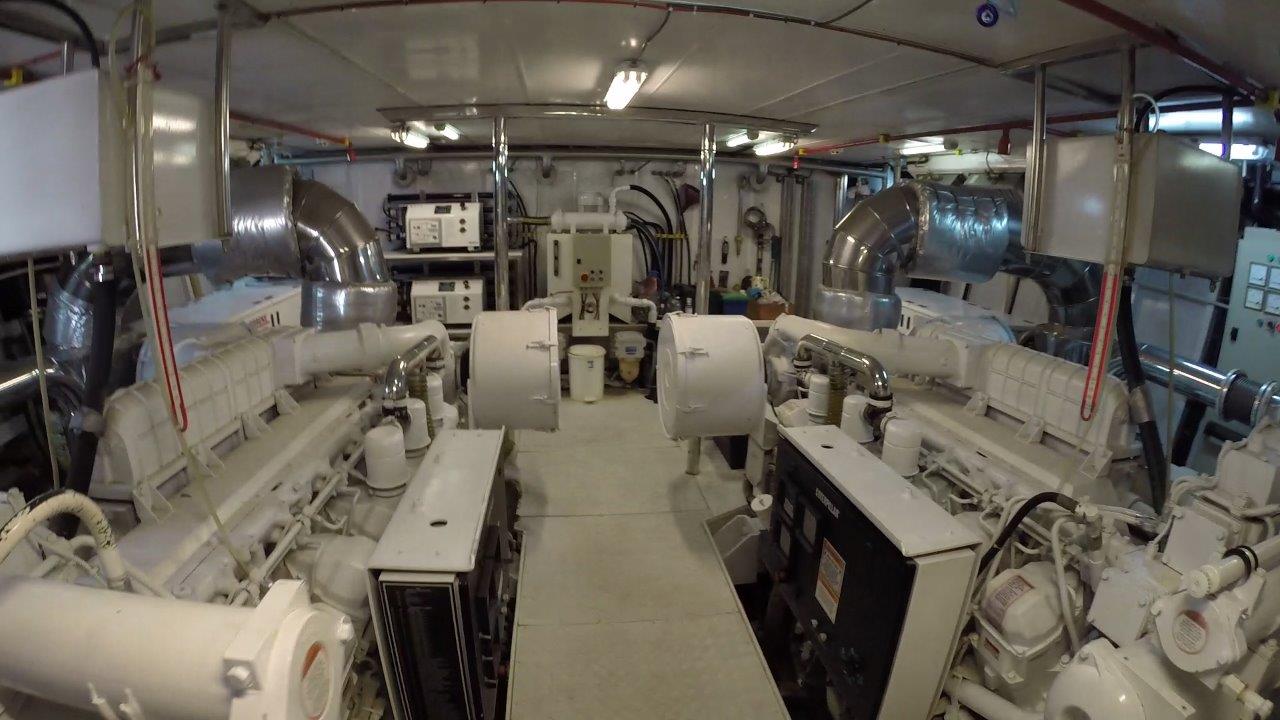 Engine room (2)(2).jpg