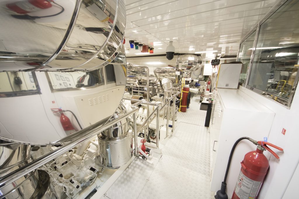 Engine room 4.jpg