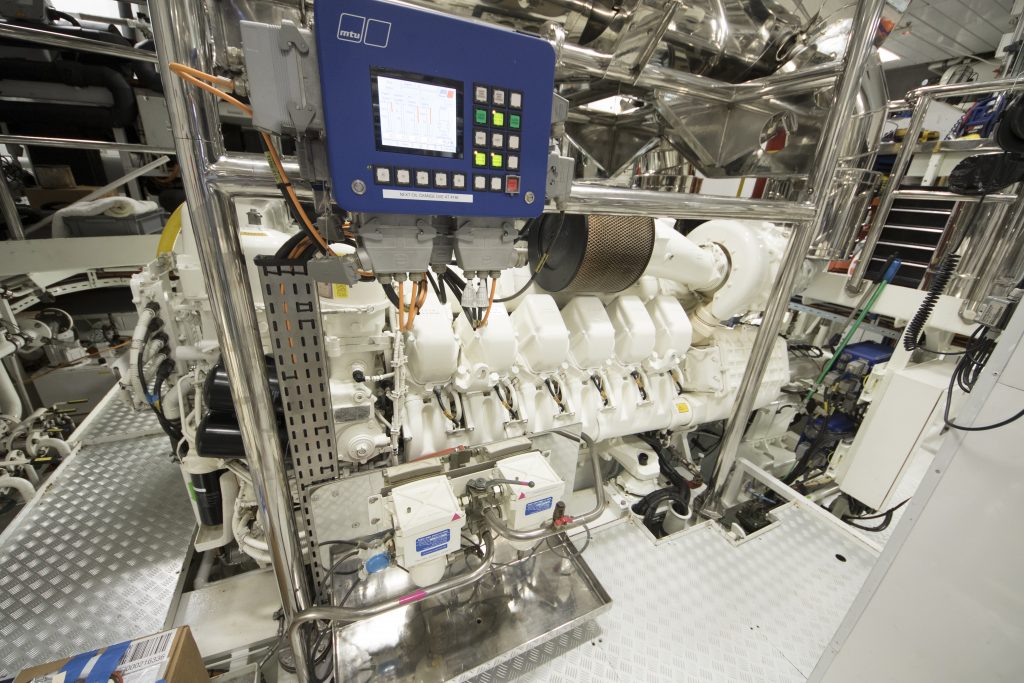 Engine room 6.jpg