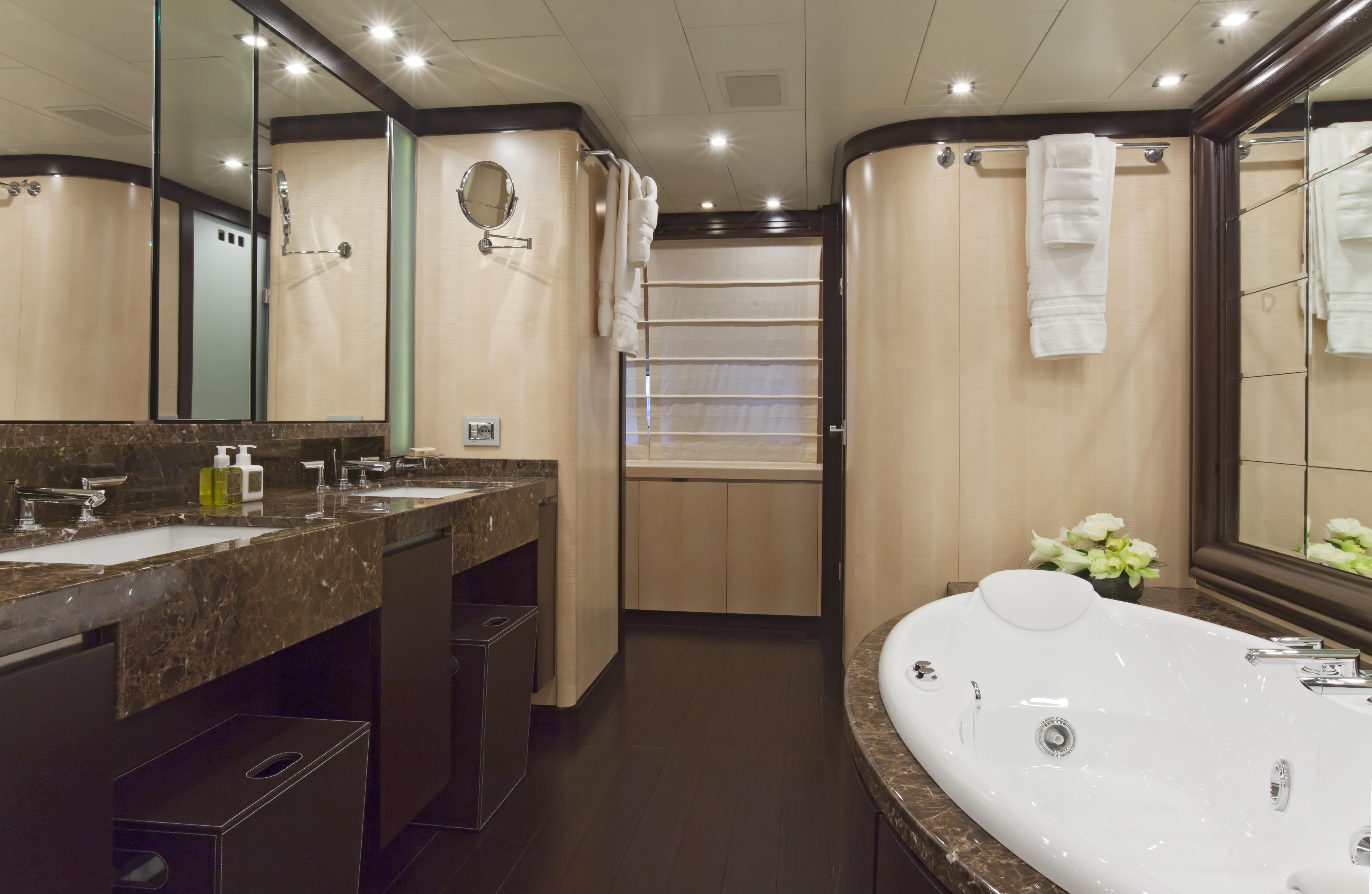 Ensuite  00008.jpg