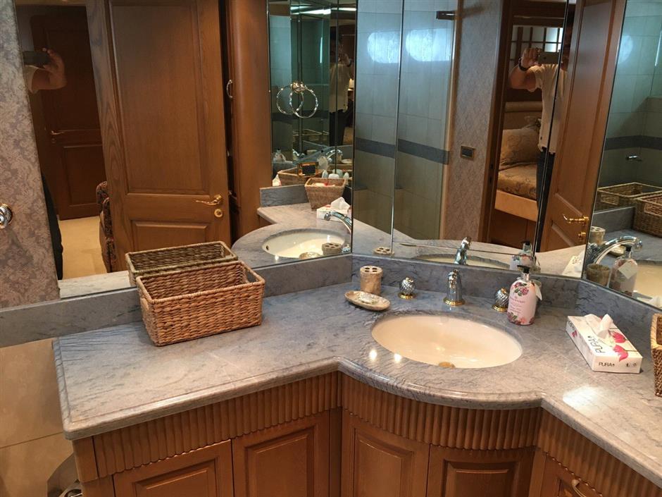 Ensuite 00006.jpg