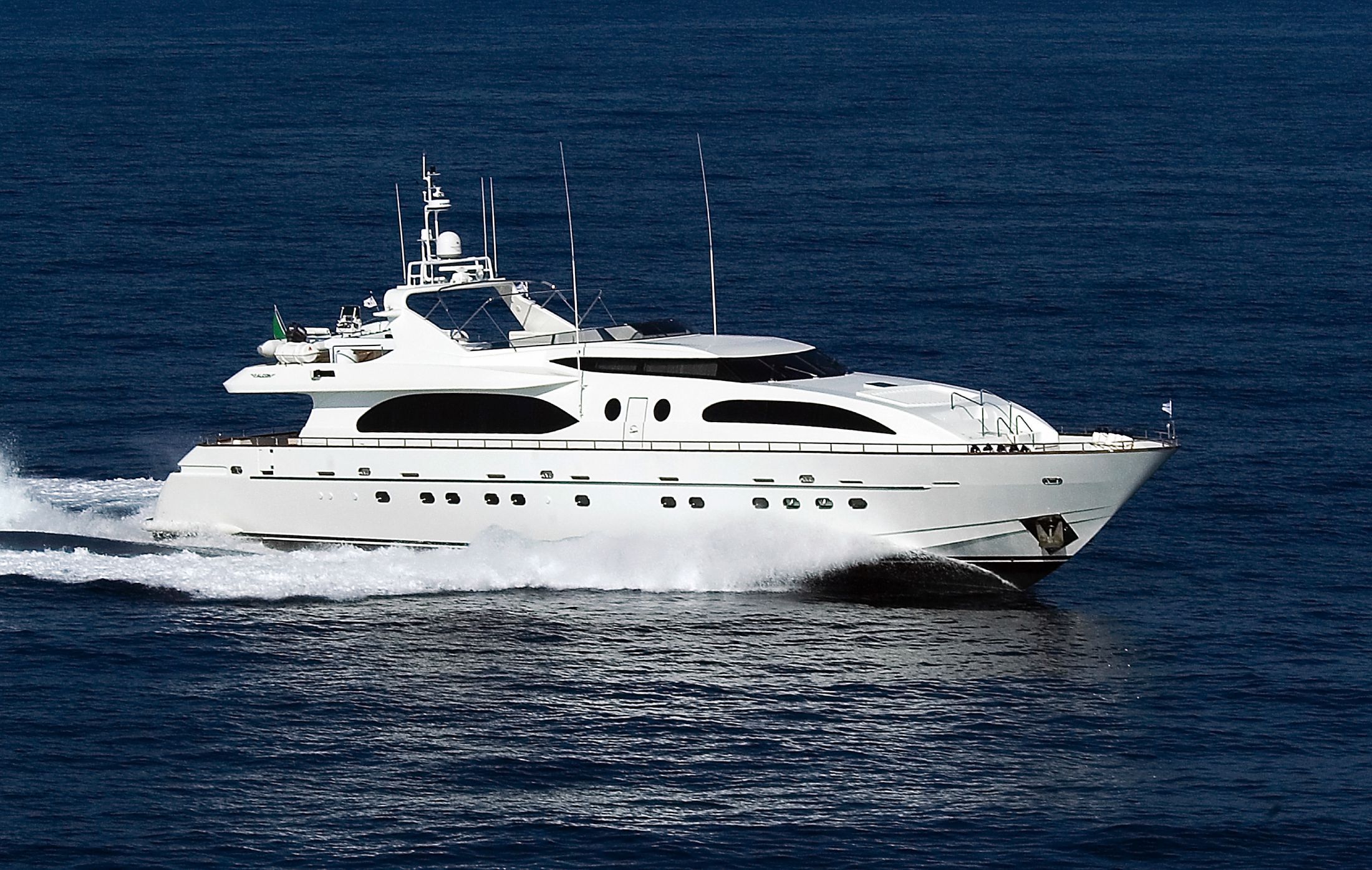 Falcon 115.jpg