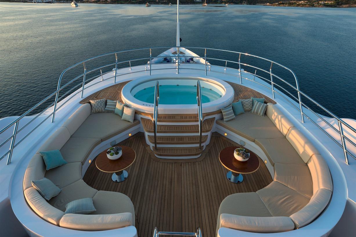 Jacuzzi 1.jpg