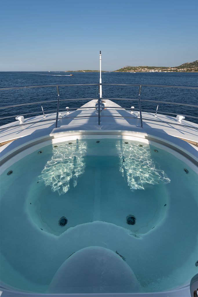 Jacuzzi 2.jpg