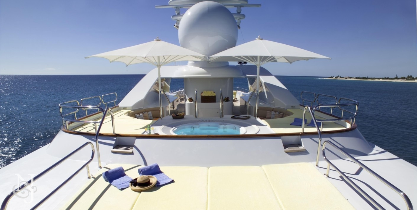 Jacuzzi on board.jpg