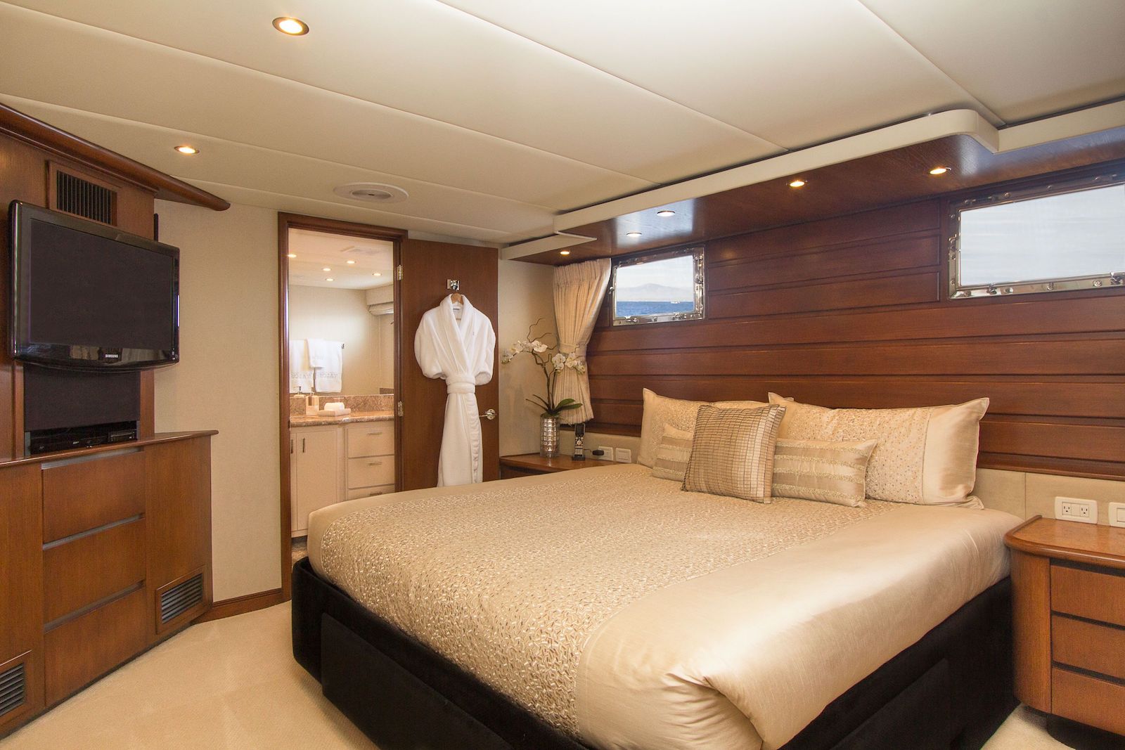 King Bed Guest Stateroom.jpg