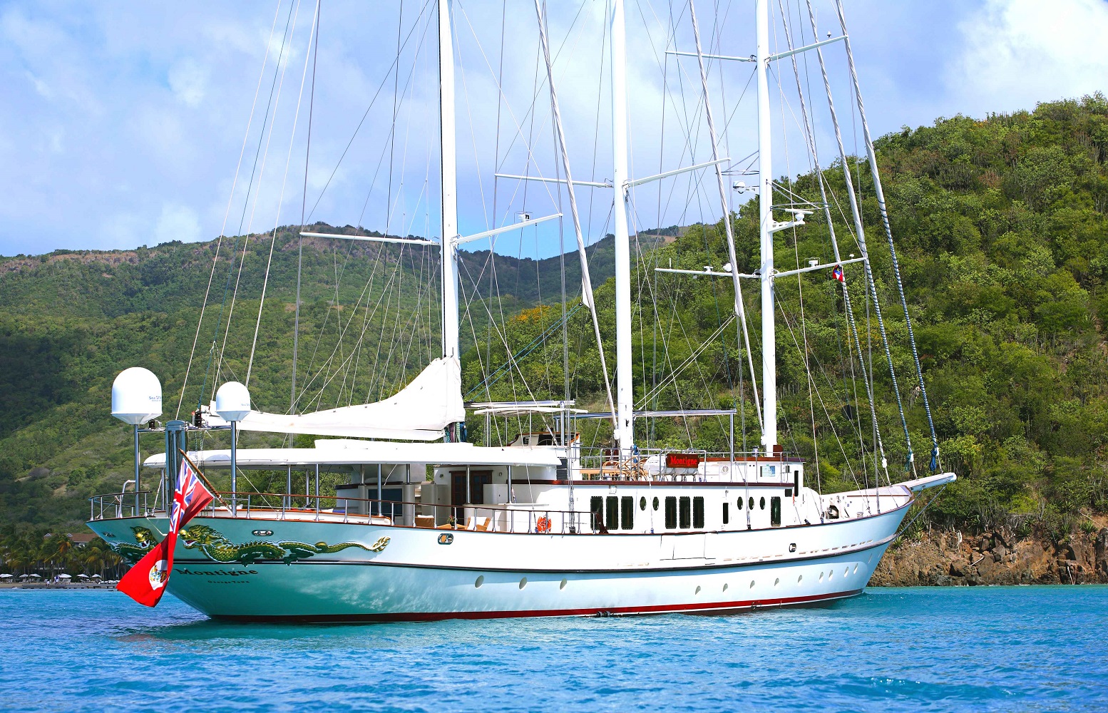 LORETTA ex MONTIGNE sailing yacht.jpg