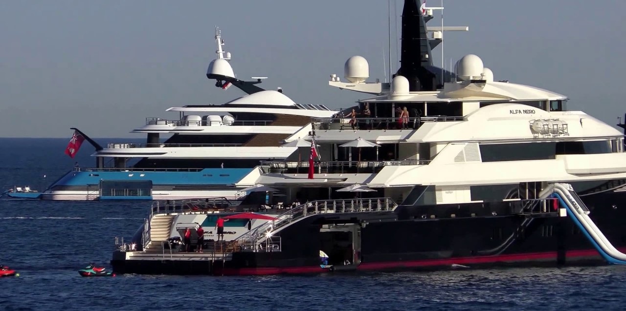 Lewis Hamilton and Gigi Hadid on The Mega Yacht 'Alfa Nero' in Monaco.jpg