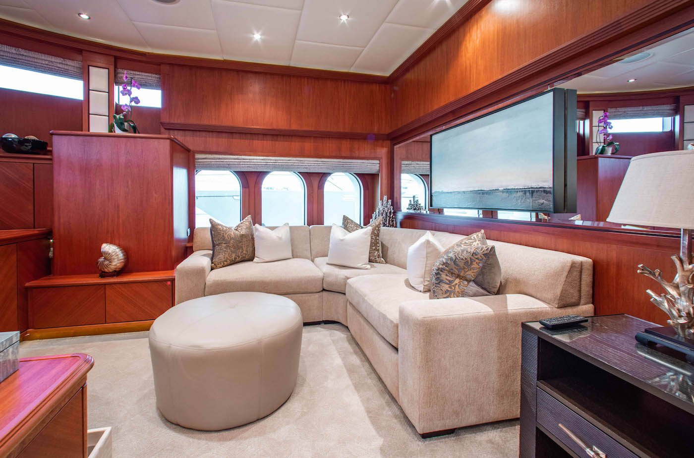 Lower master suite - seating area.jpg