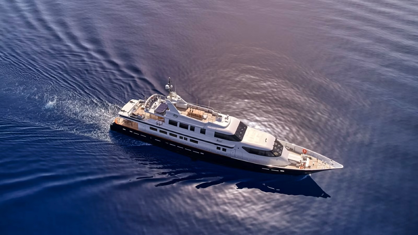 Luxury Superyacht GELLY.jpg