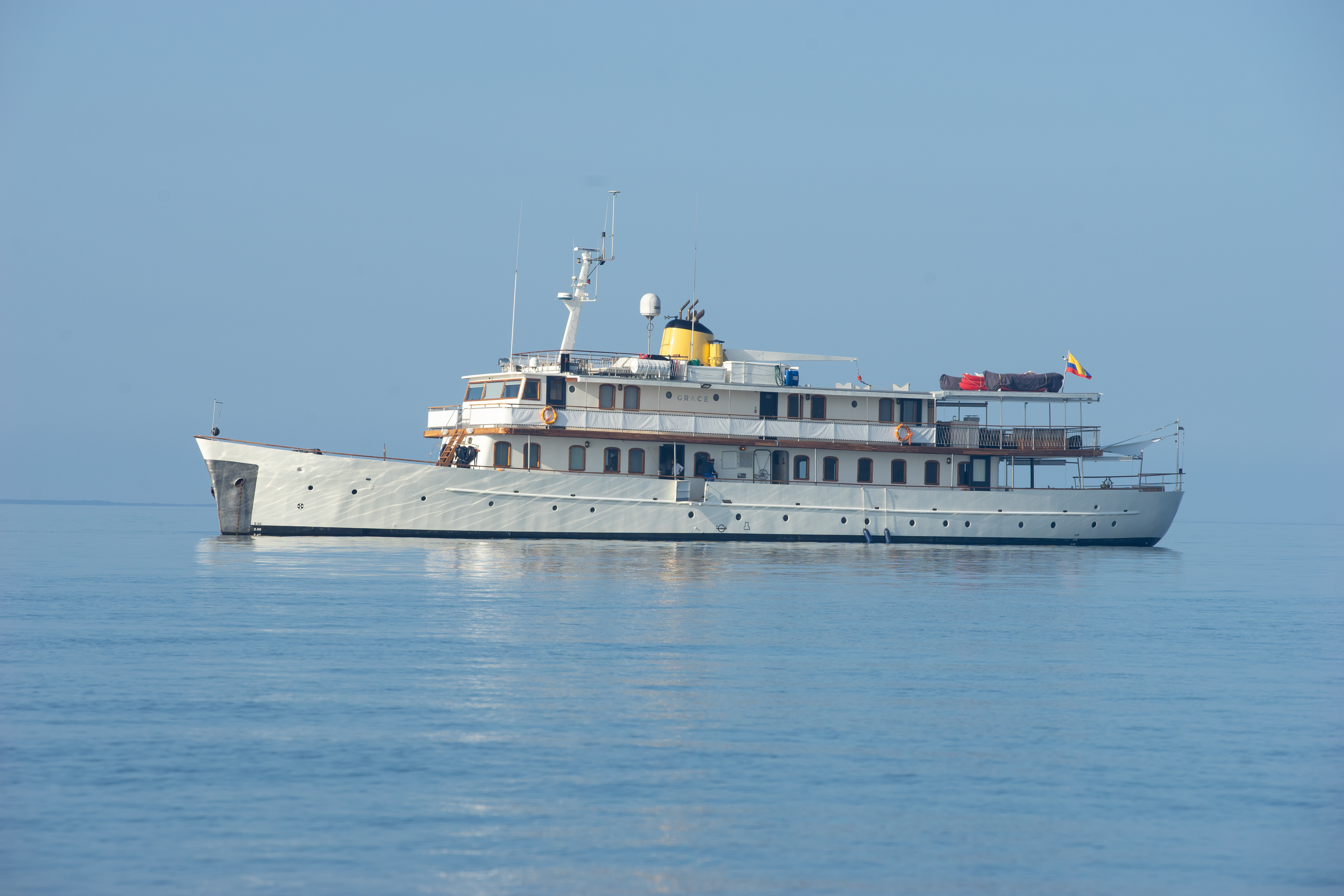 Luxury yacht Grace.jpg