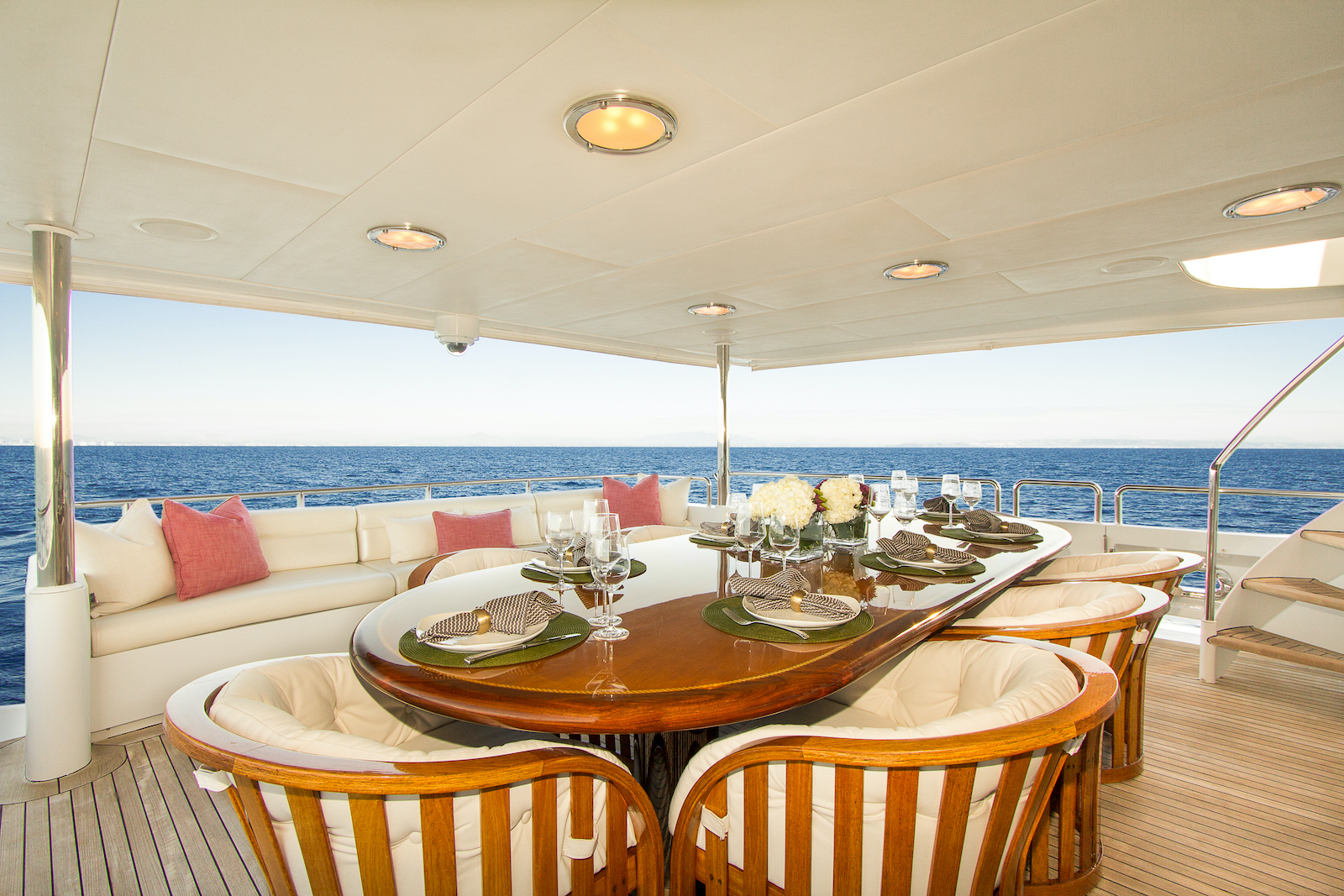Main Aft Deck.jpg