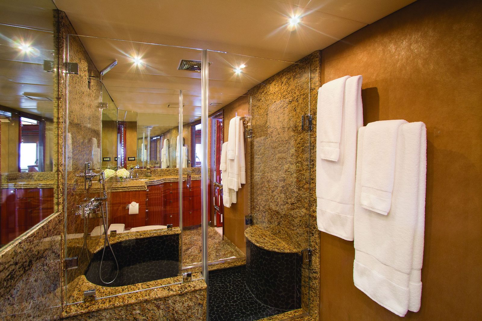 Master Bath 2.jpg