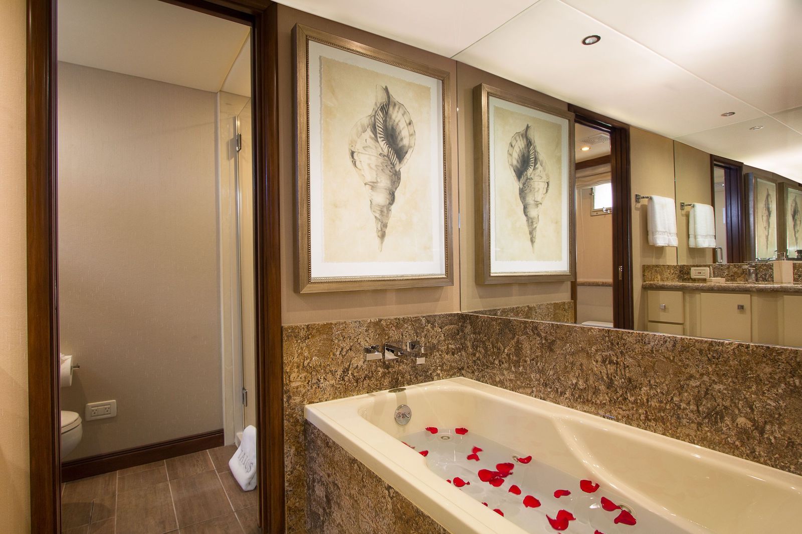 Master Bath 3.jpg