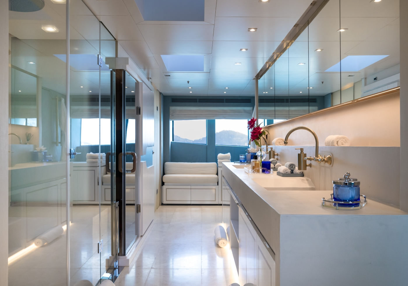 Master Stateroom 04.jpg
