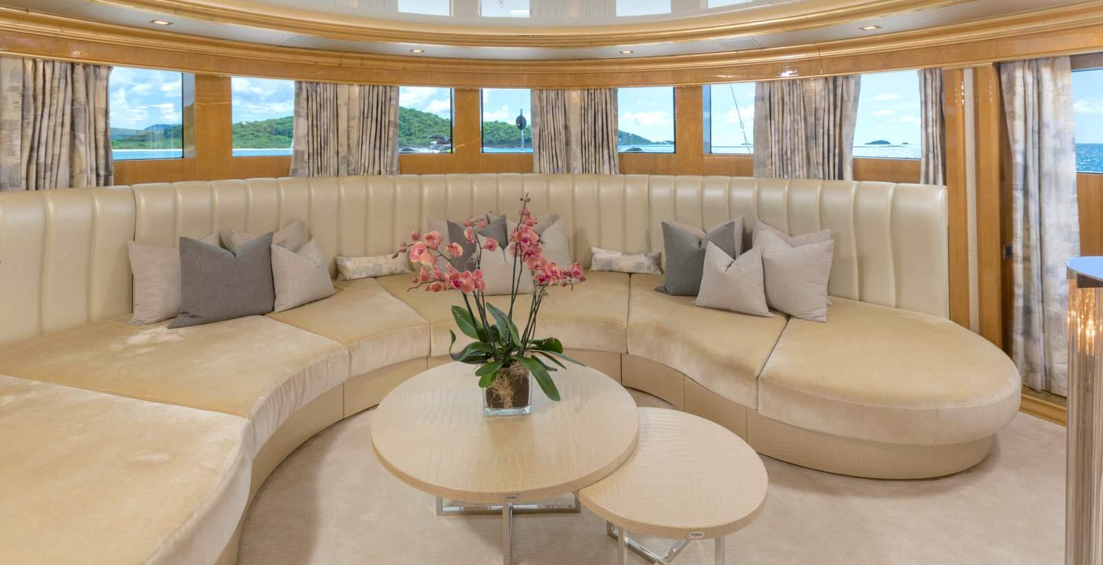 Master lounge.jpg