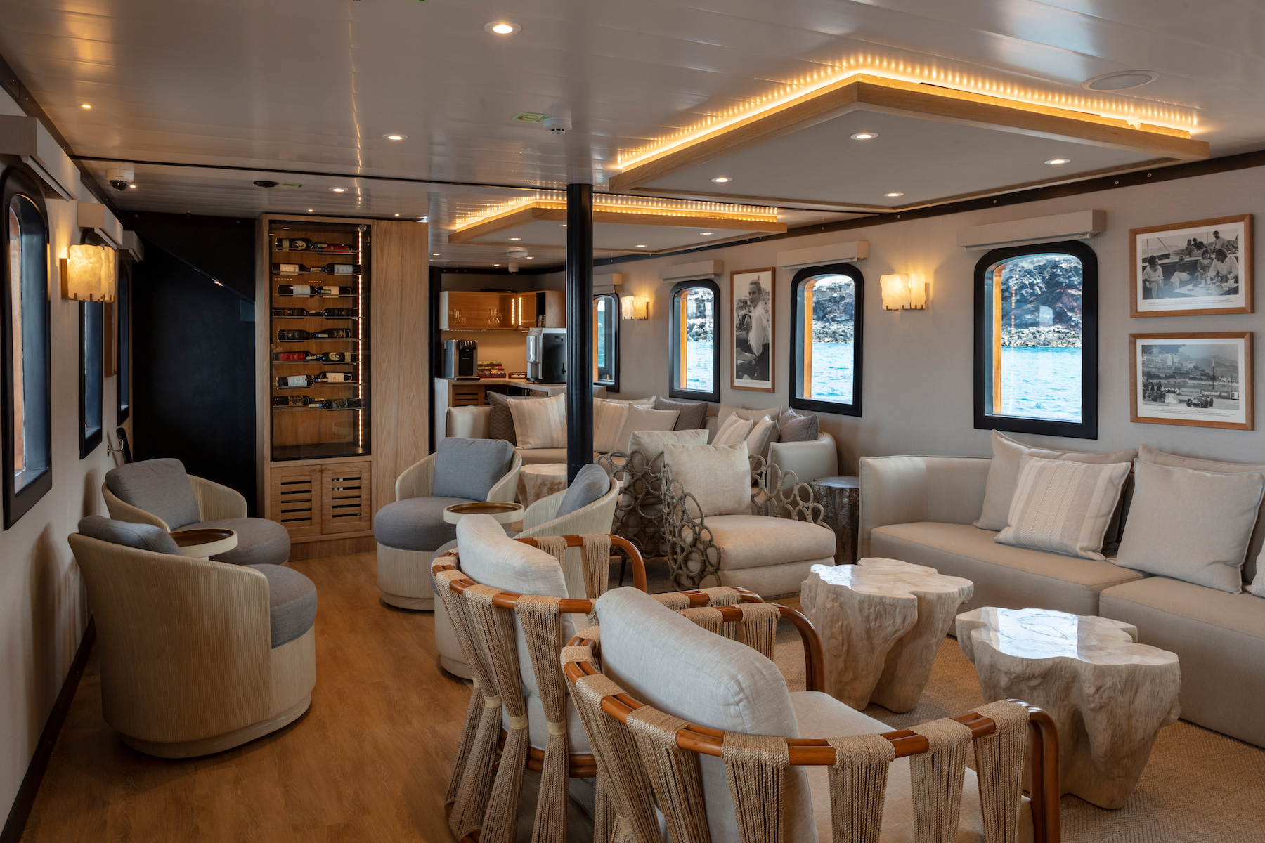 Monaco Lounge .jpg