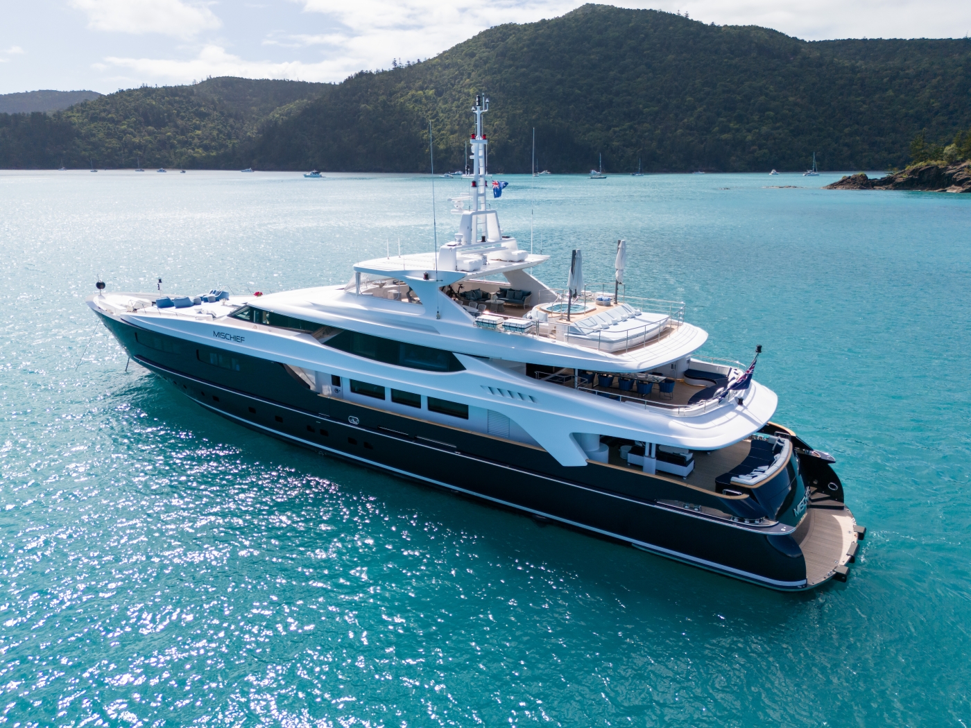 Motor Yacht Mischief.jpg