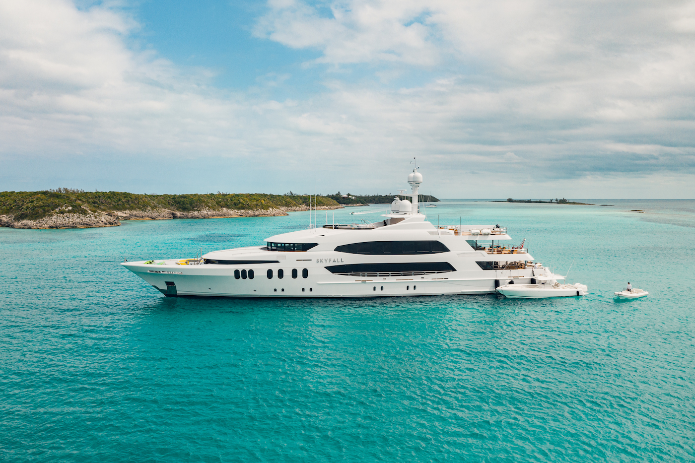 Motor yacht SKYFALL.jpg