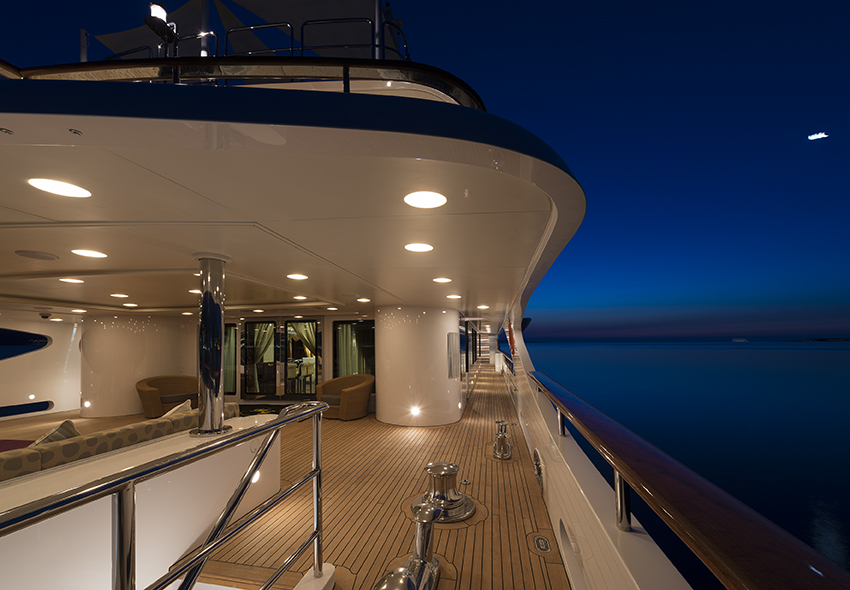 Outdoor area at night 12.jpg