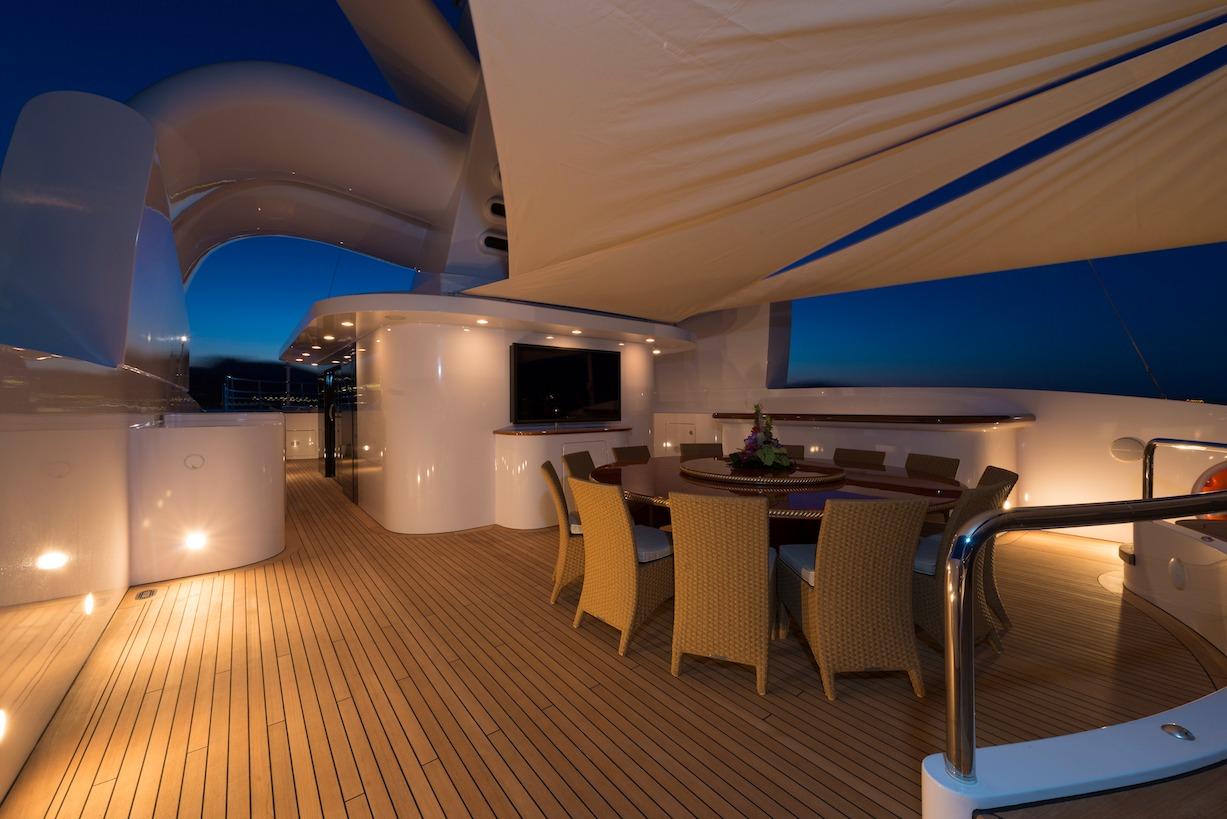 Outdoor area at night 4.jpg