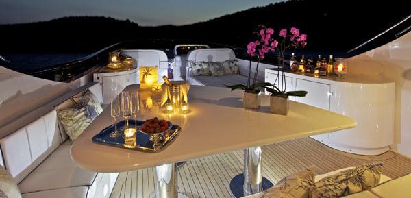 Outdoor seating 00003.jpg