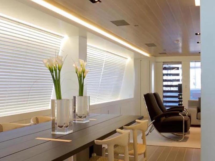 Perini-Navi-50-Baracuda-Valletta-Salon-10.jpg
