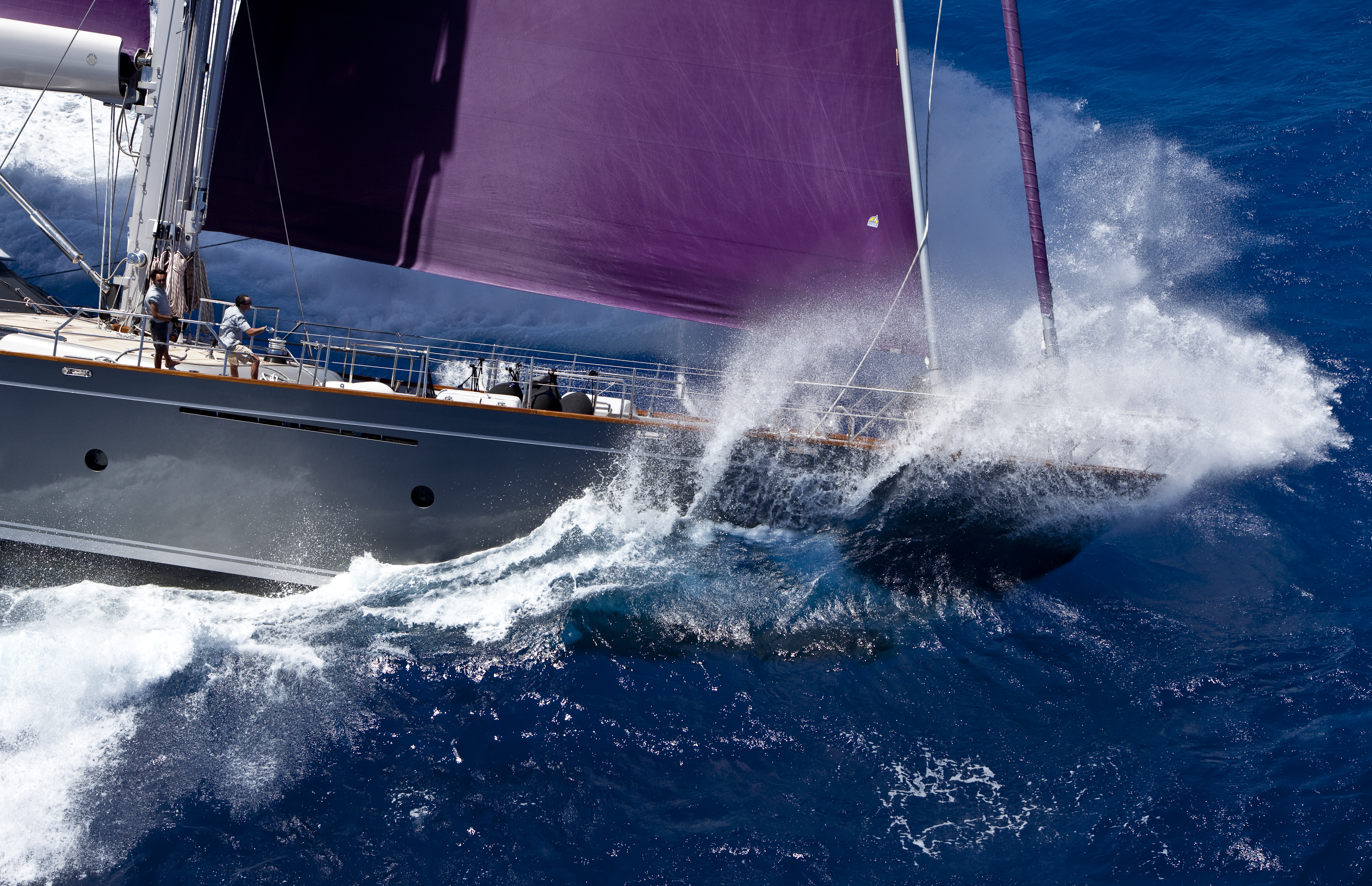 Perini-Navi-SY-50m-Baracuda-Photo-by-Onne-van-der-Wall.jpg