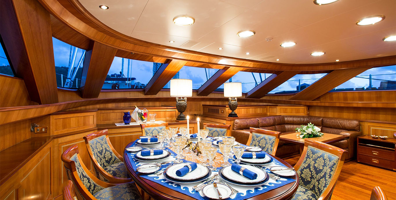 Perini_yacht_for_charter_Ellen_1044.jpg