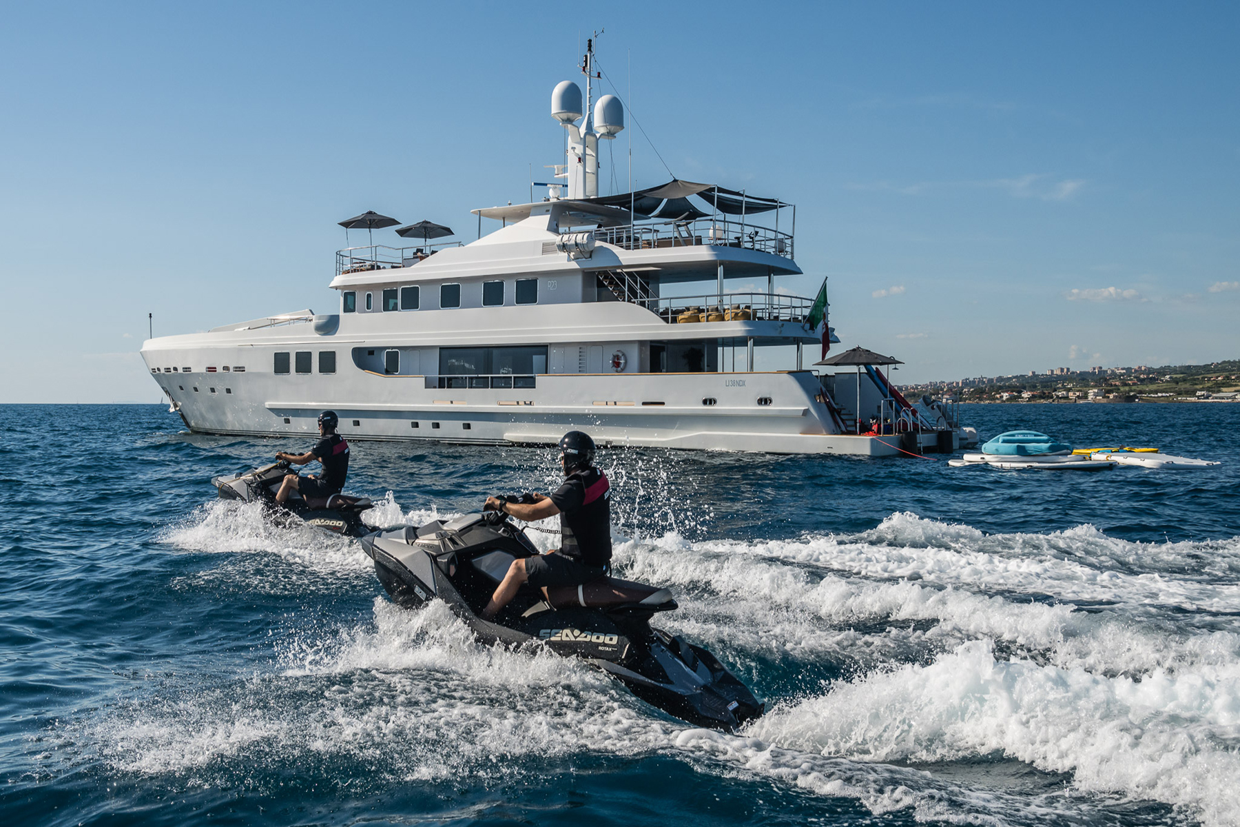R23 with toys and jetskis.jpg