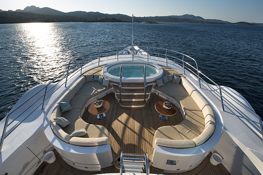 Sundeck 1.jpg
