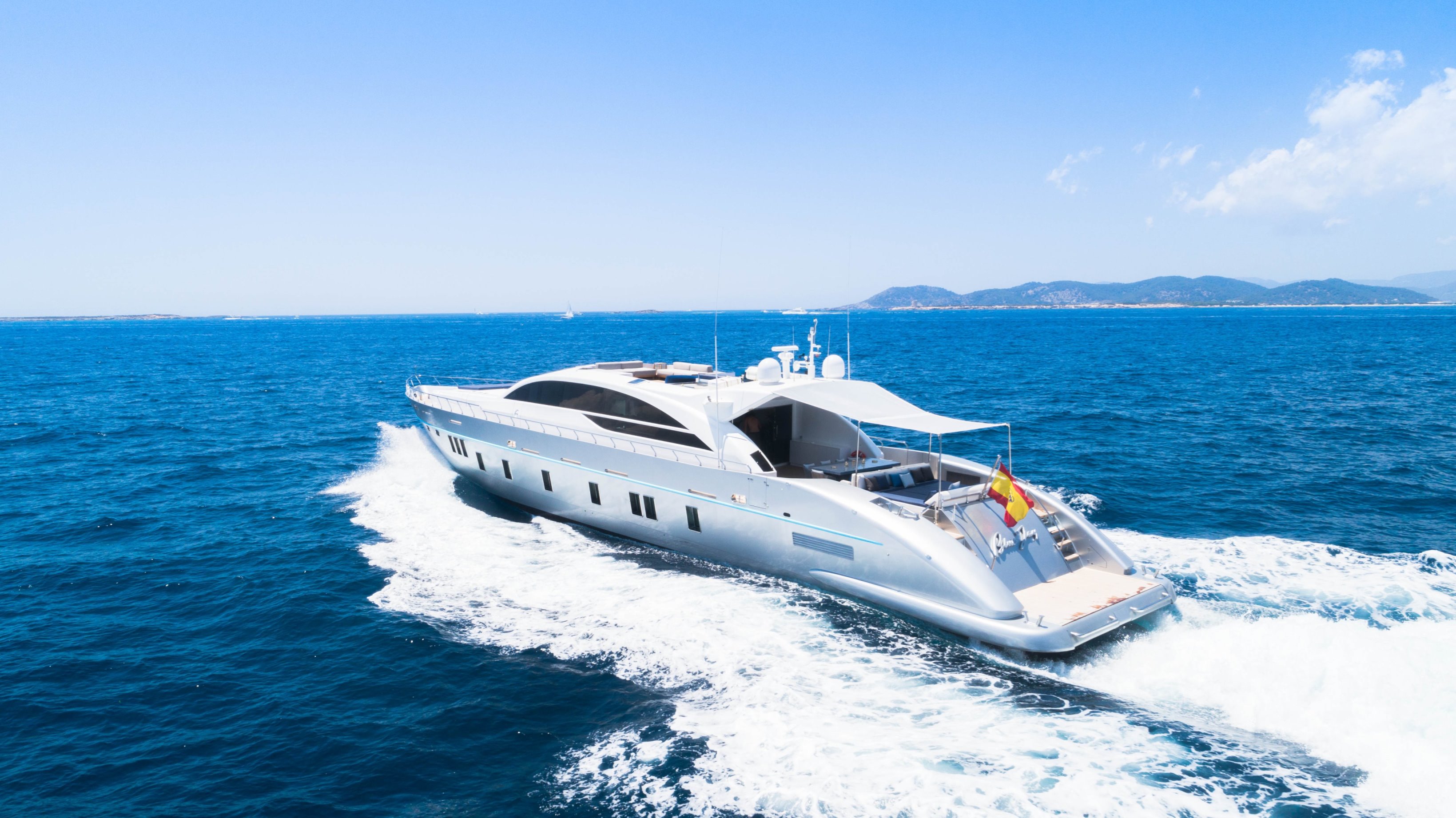 Tecnomar 36m BLUE JAY - On charter.jpg