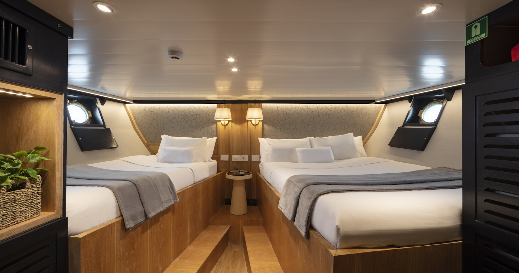 Twin Queen deluxe suite .jpg