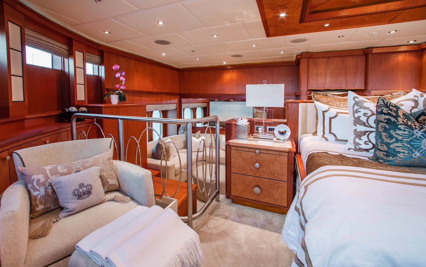 Upper Master suite  .jpg