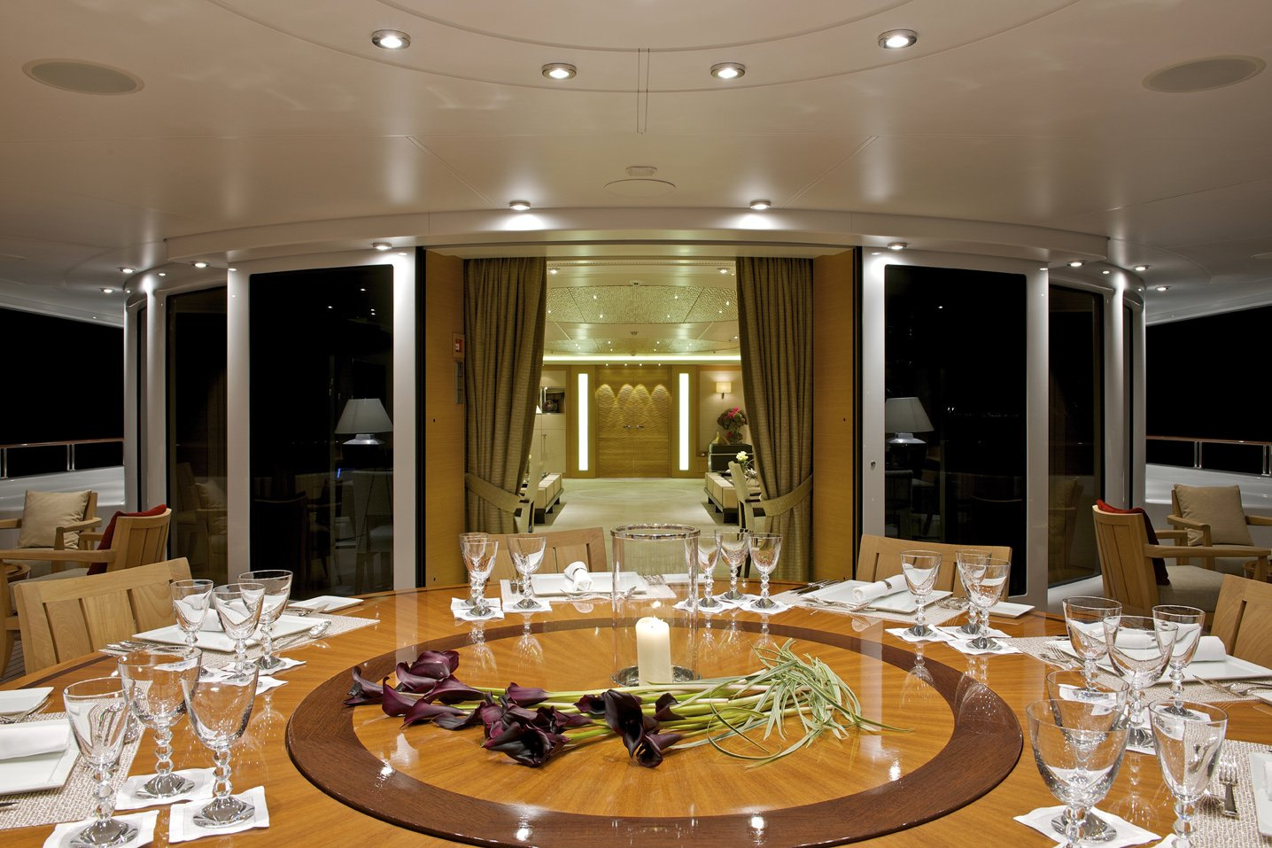 Yacht CAIPIRINHA by Lurssen - Aft Al Fresco Dining 2.jpg