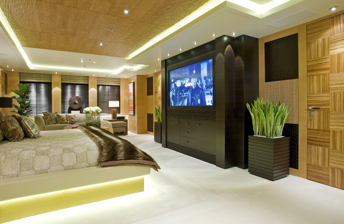 Yacht CAIPIRINHA by Lurssen - Master Stateroom 2.jpg