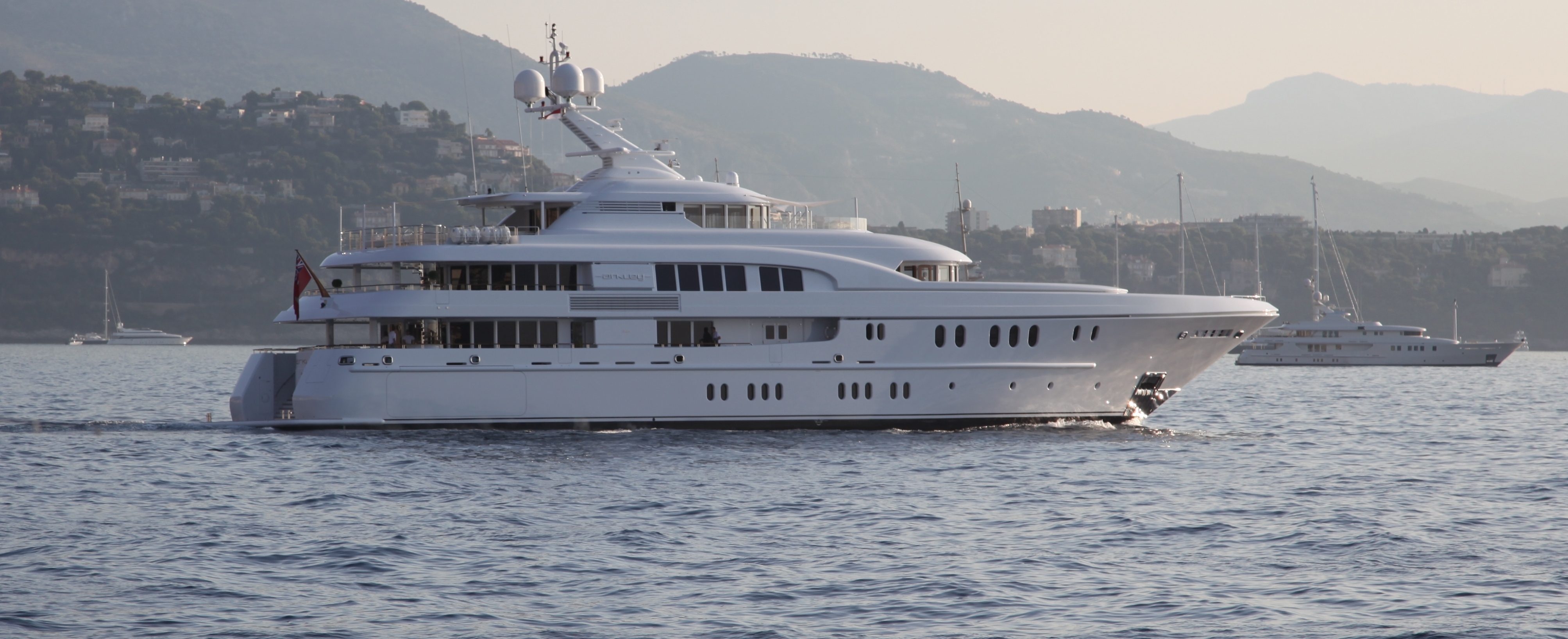 Yacht CAIPIRINHA by Lurssen - Underway on the French Riviera.jpg