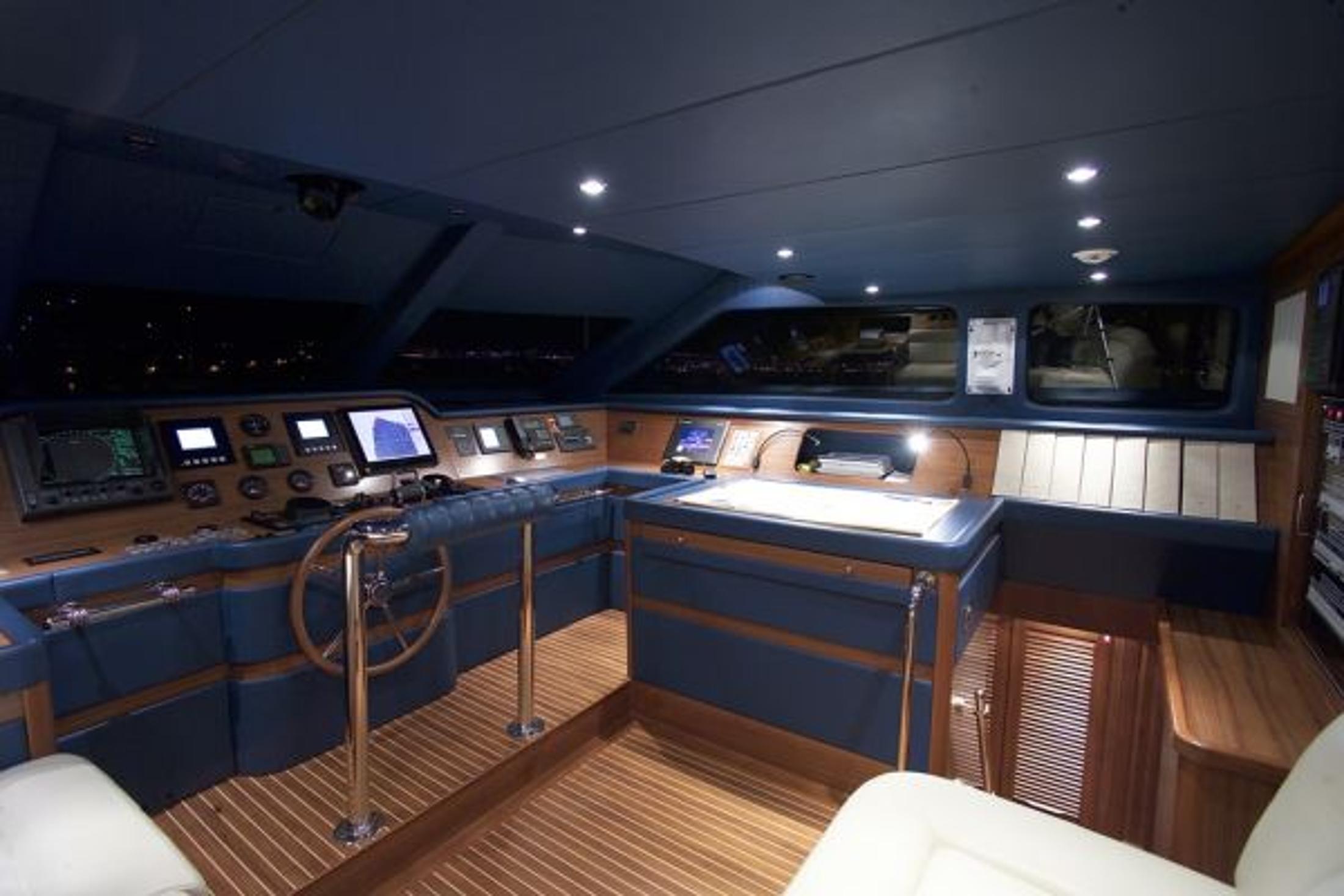 Yacht ENIGMA by Benetti 3.jpg