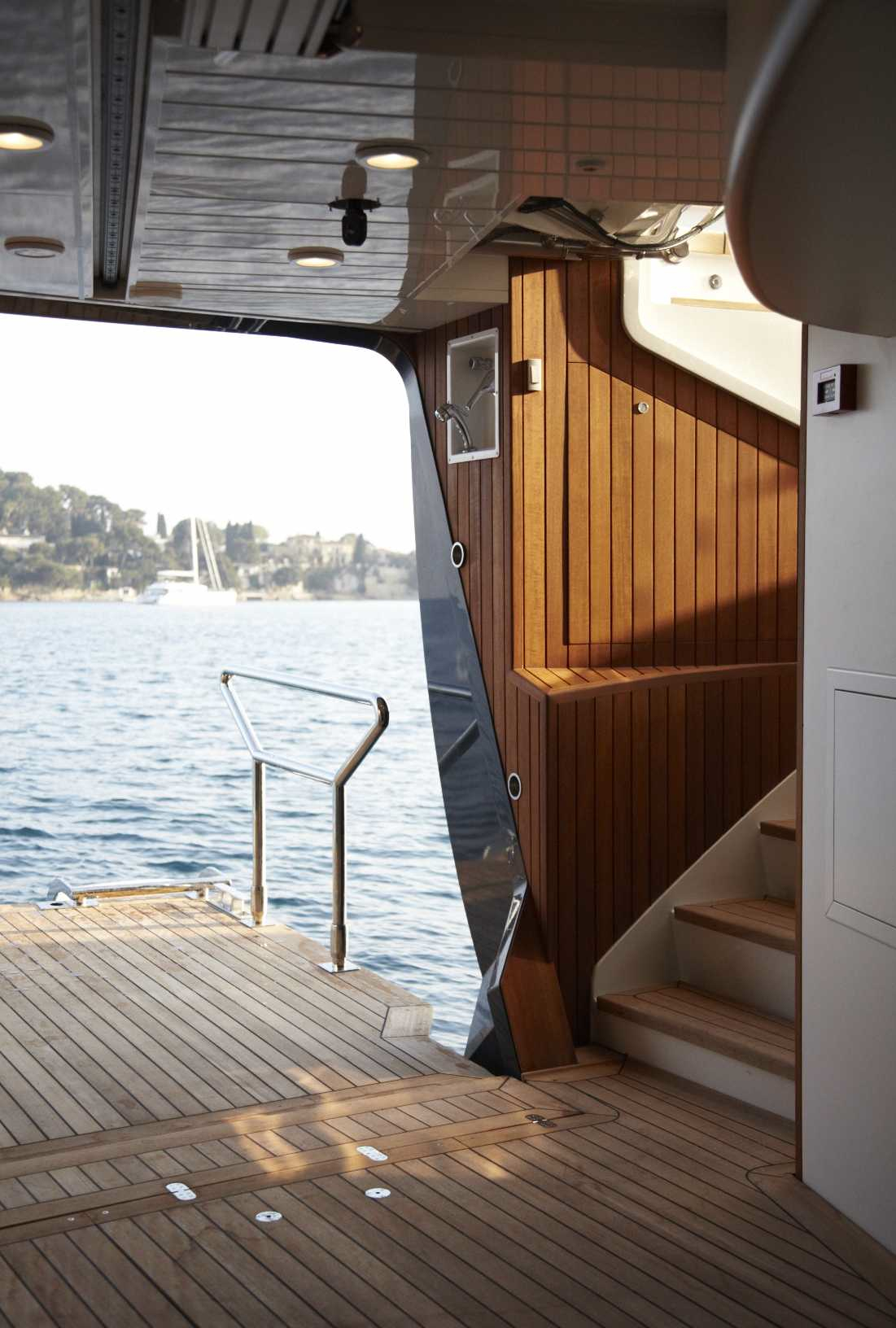 Yacht PANTHALASSA by Perini Navi - Dusk  - Transom lifestyle garage.jpg