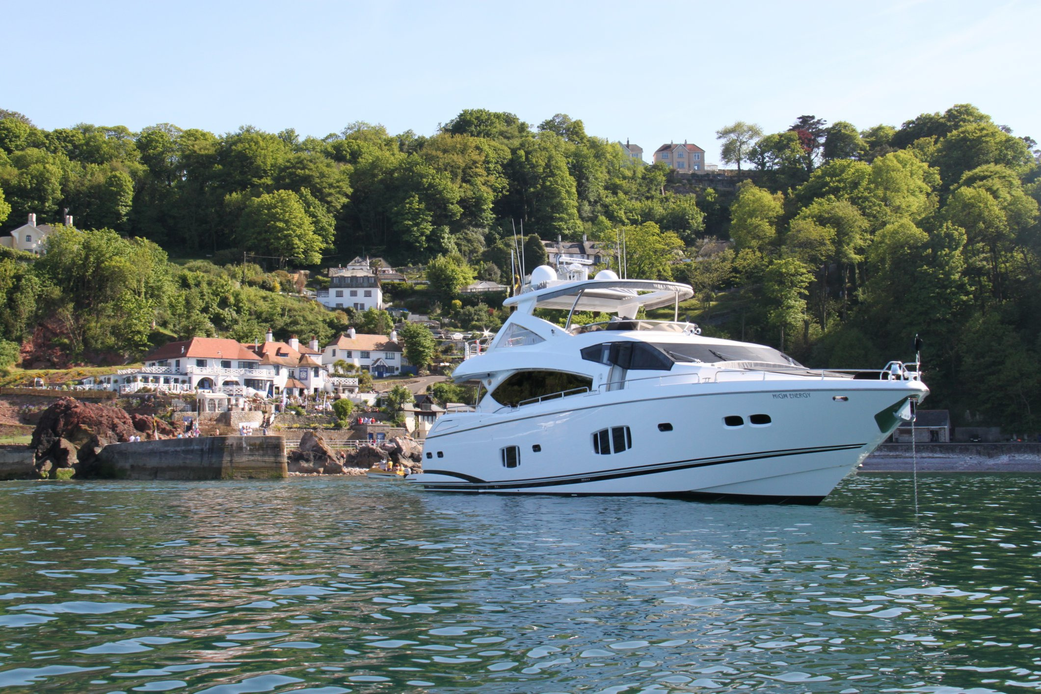 Yacht-high-energy - Sunseeker 88 - moored.jpg