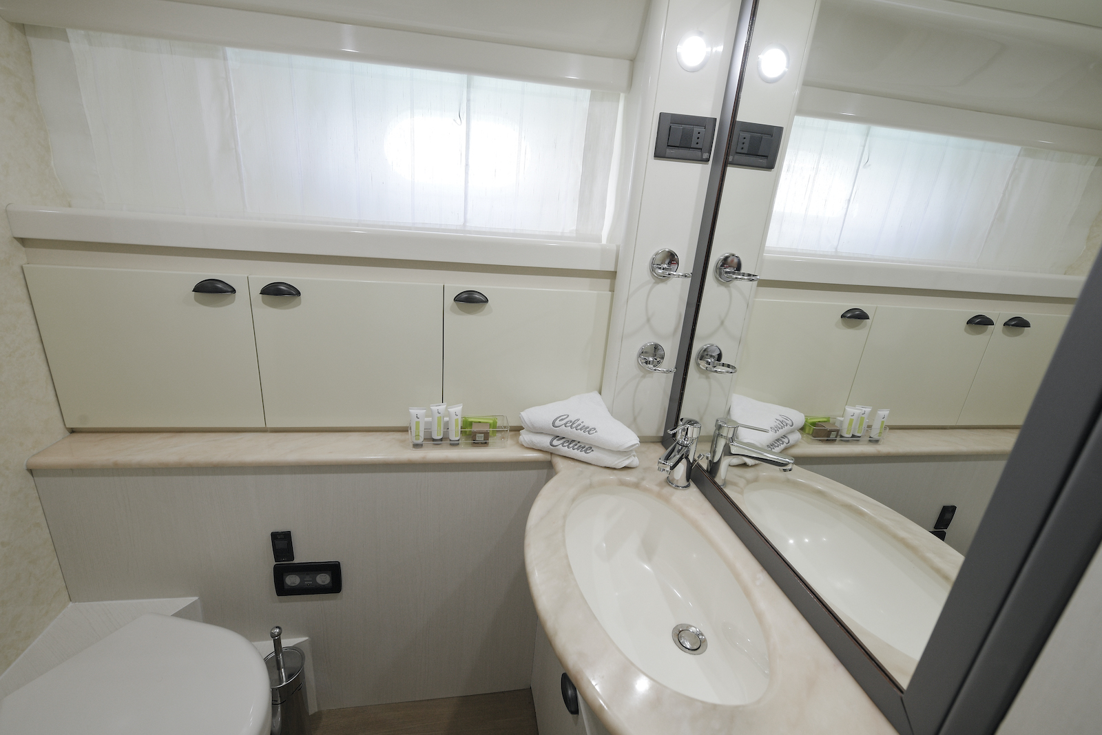 bunk cabin bathroom .jpg