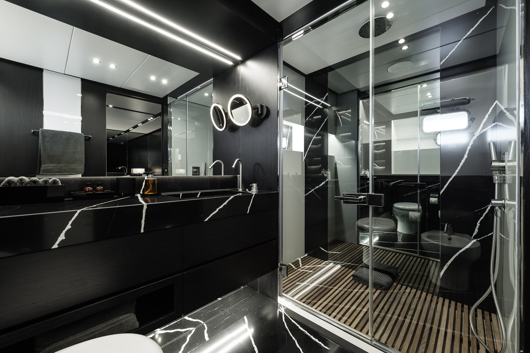 double guest bathroom .jpg