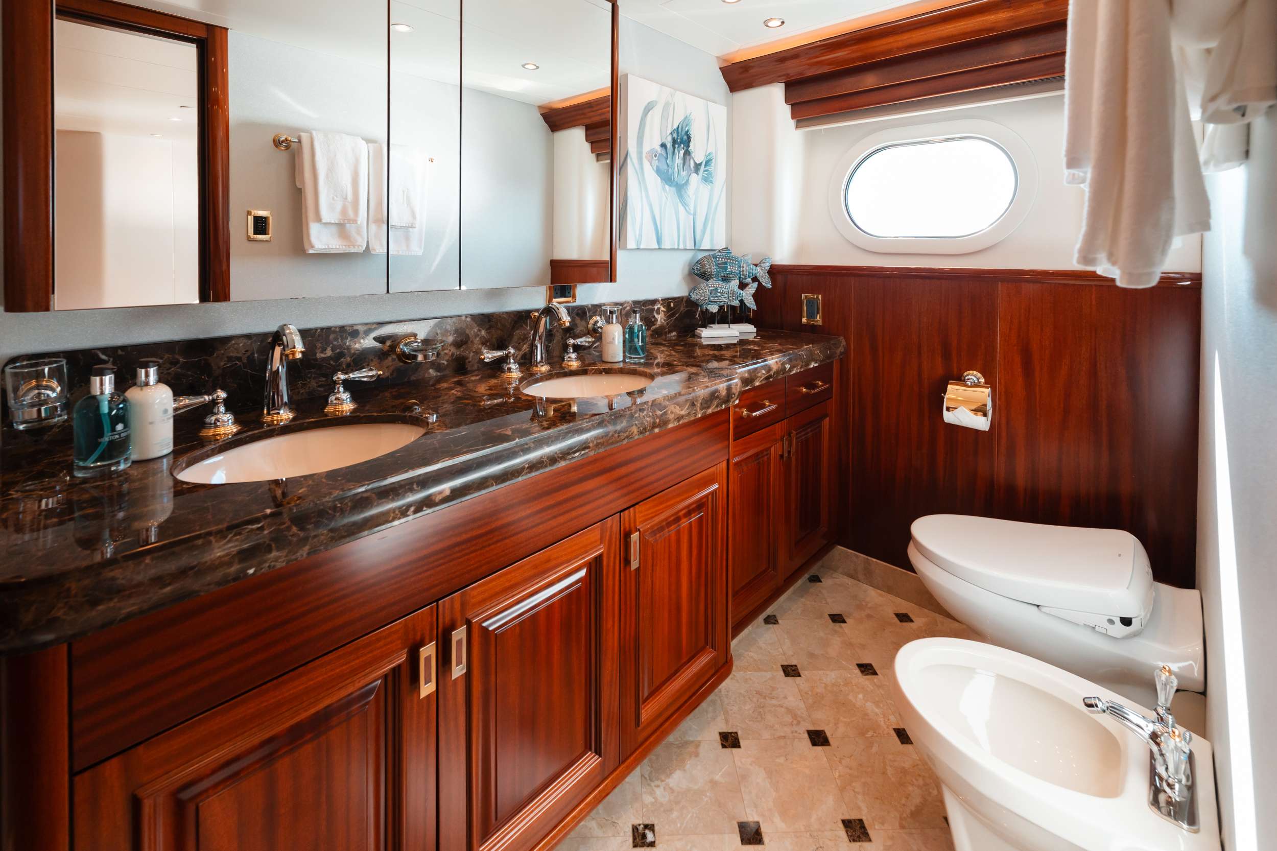 double guest cabin ensuite.jpg