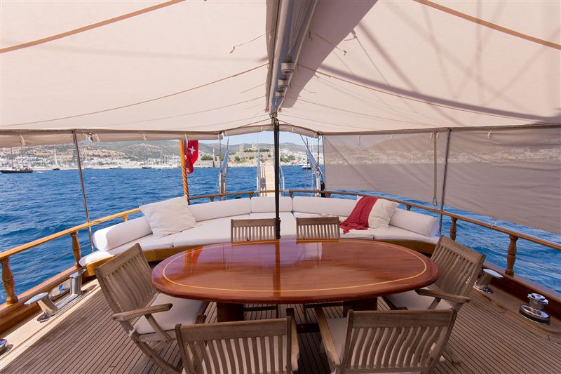 exterior deck.jpg