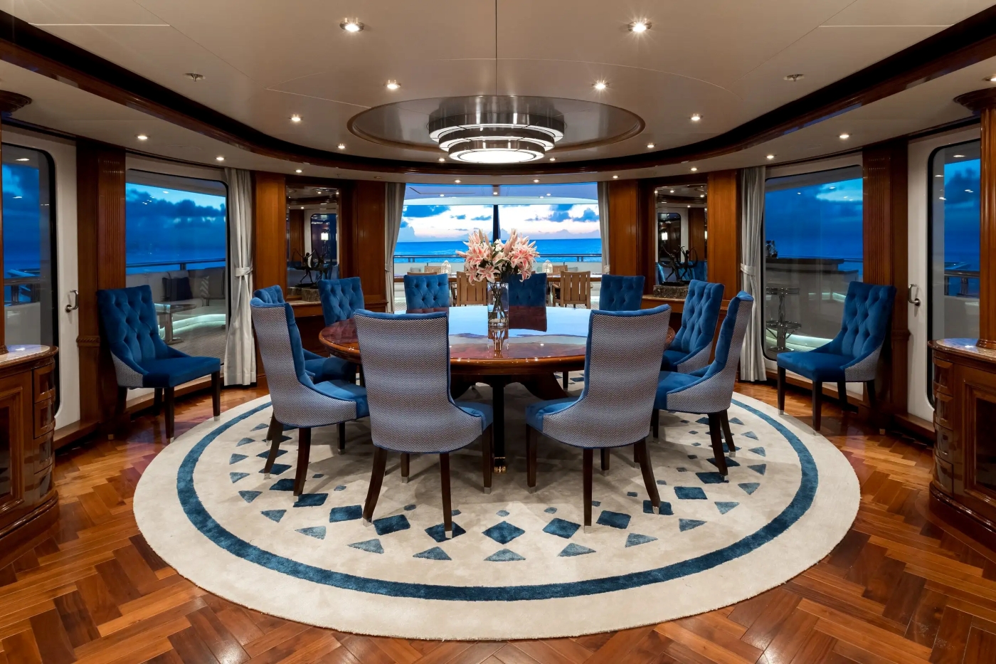 interior dining area .jpg