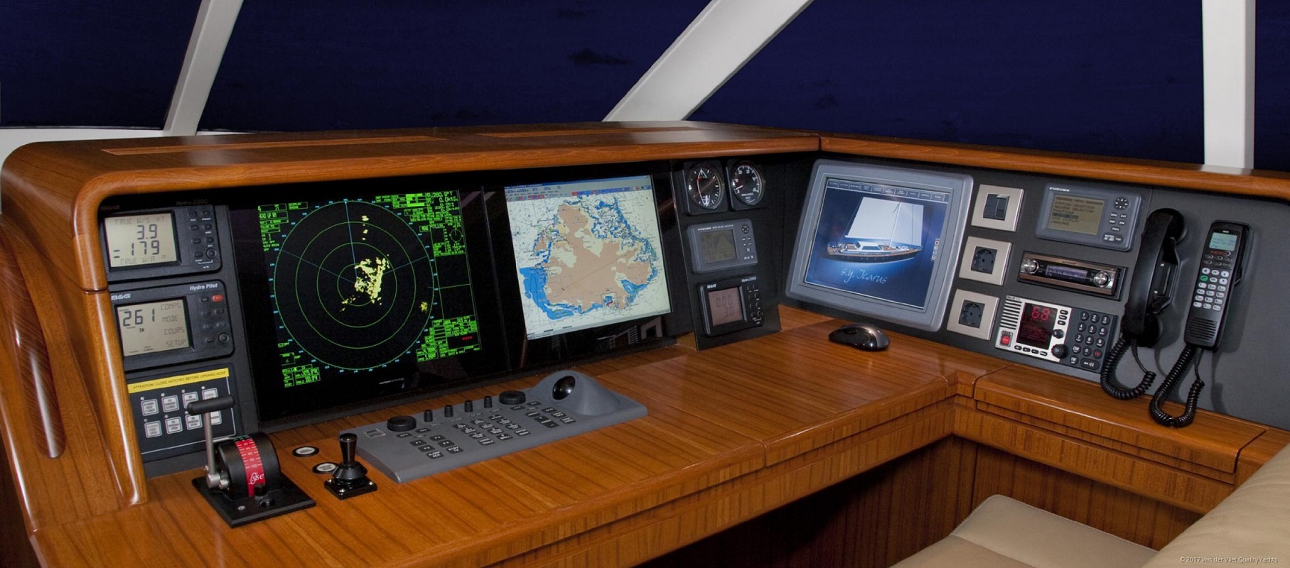nav station.jpg