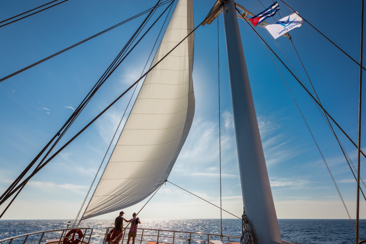 sails up.jpg